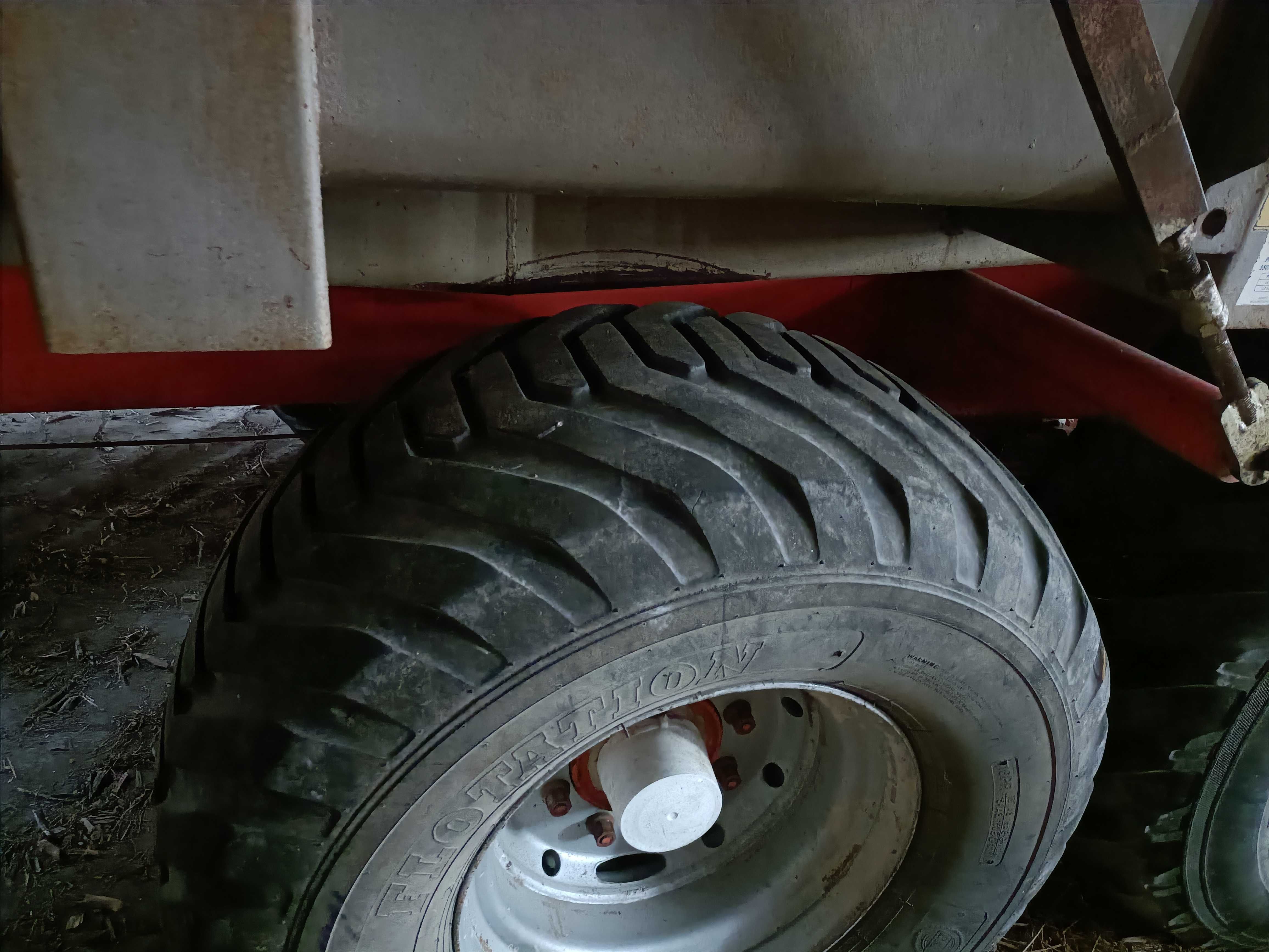 przyczepa rolnicza skorupowa tandem leboulch (brimont le boulch) 12,5
