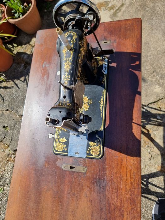 Maquina de costura pfaff