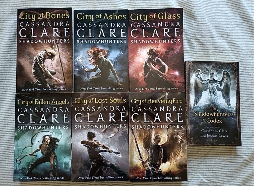 The Mortal Instruments - Coleção Completa + Shadowhunter's Codex