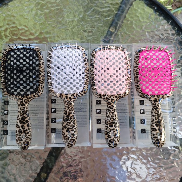 Щітка ,гребінці для волосся (расческа)