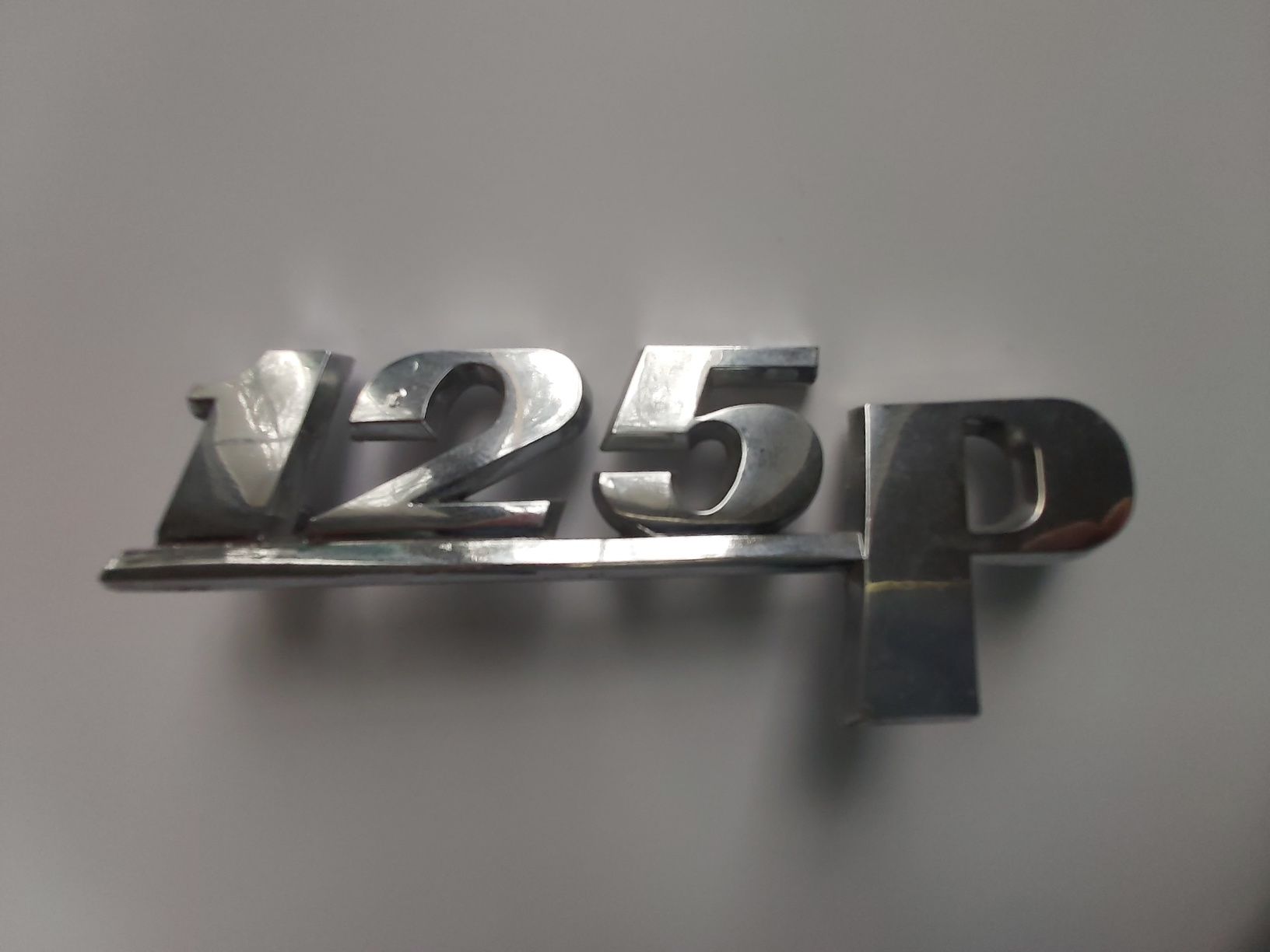 Emblemat Fiat 125p