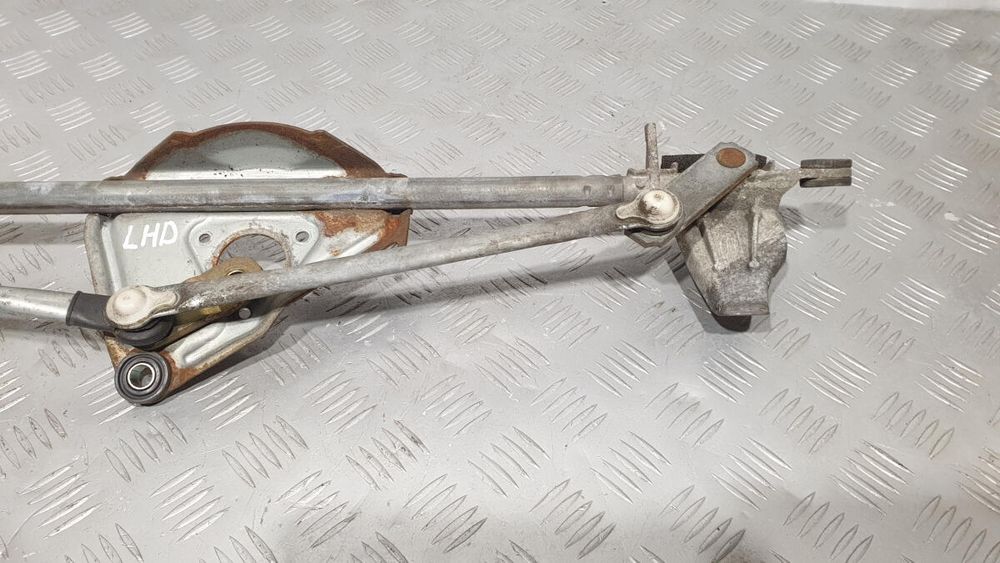 Трапеция дворников TOYOTA Rav4 (2000-2006) 8515042110 разборка