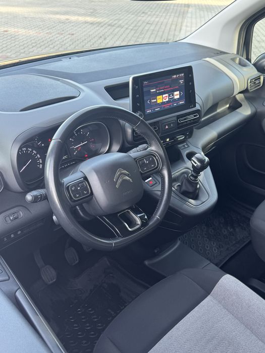 Citroën Berlingo 1.5 130km Bogata wersja