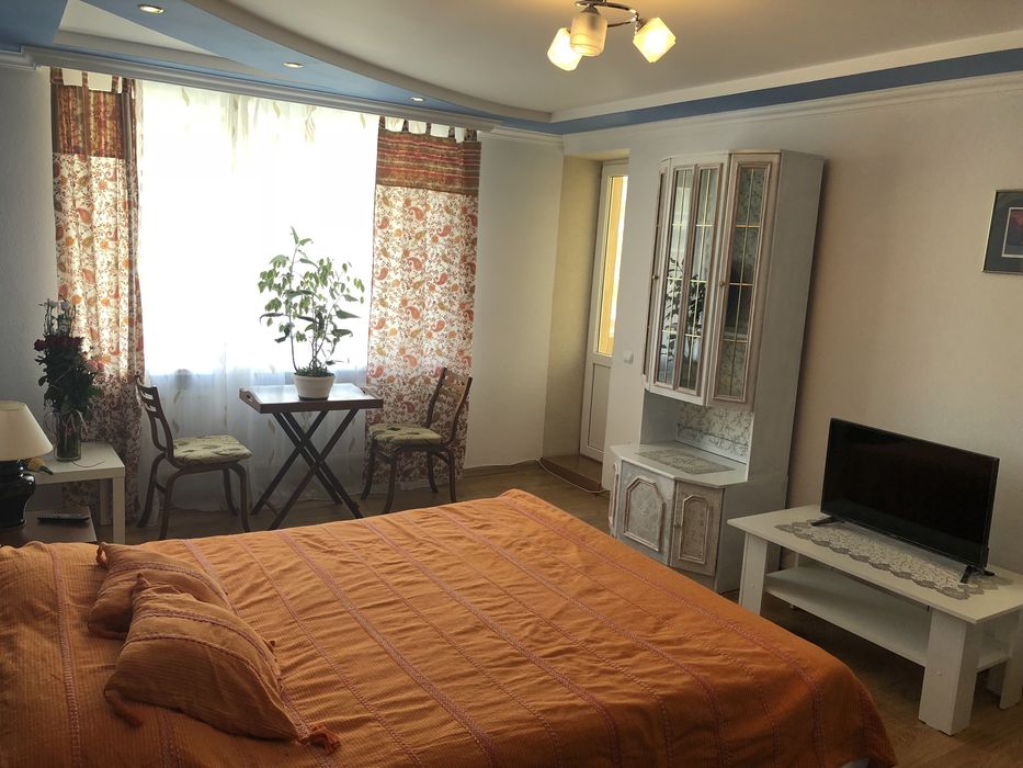 2 кімнатна Карпенка/ Будного, Дружба