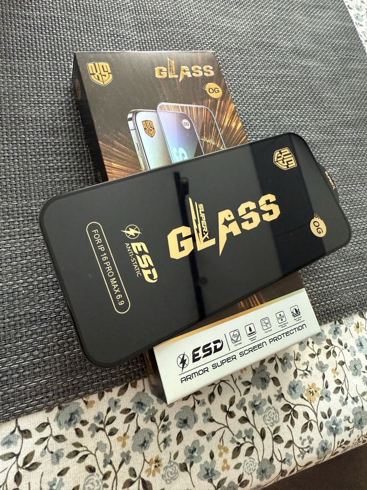 Скло для iphone 16 pro max