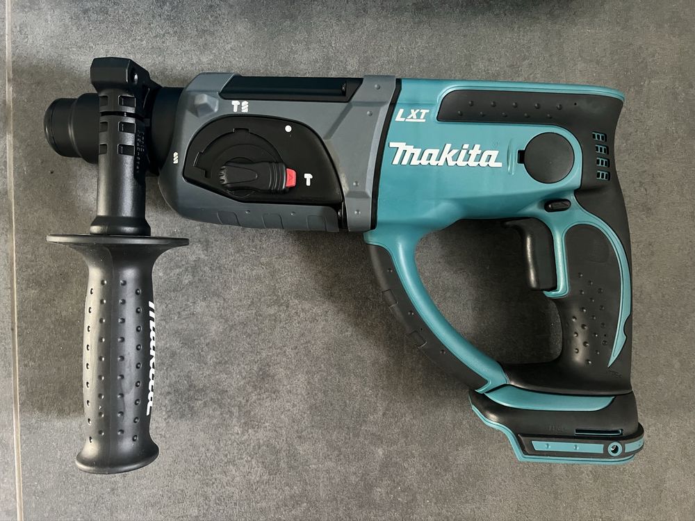 Перфоратор Makita DHR 202