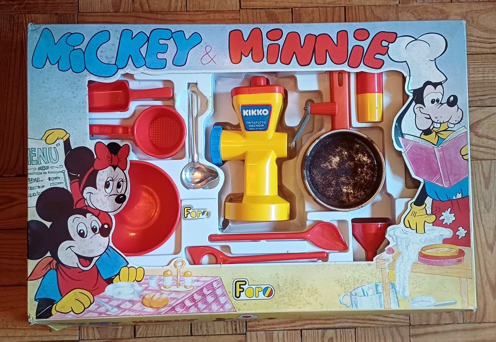 Cozinha Mickey & Minnie dos anos 80