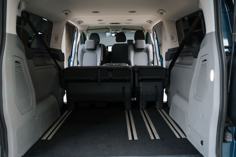 9-osobowy Ford Tourneo Custom 2024 r. na wynajem