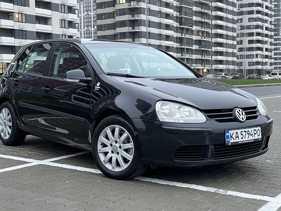 VW Golf 5 1.6 FSI, автомат, бензин - 198 000 км