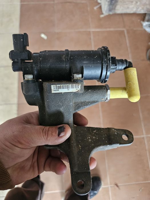 Pompa paliwa cat 432, 428