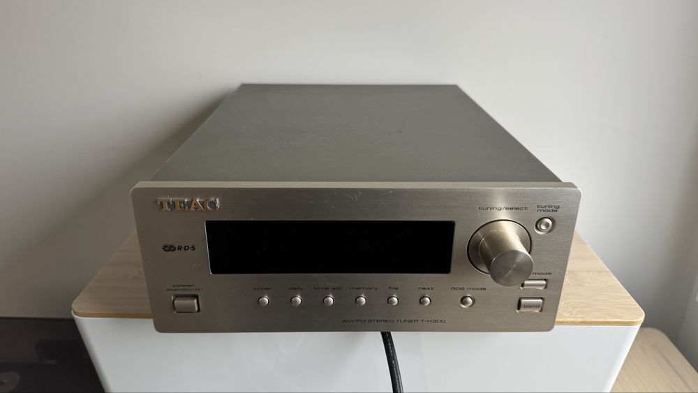 Radio Teac bom estado