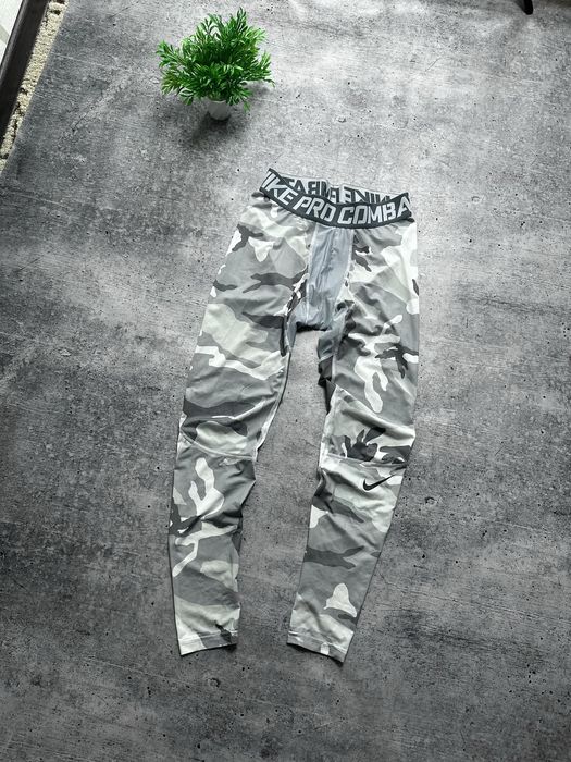 Чоловічи лосини/ тайсти Nike Pro Combat Camo Training Tights