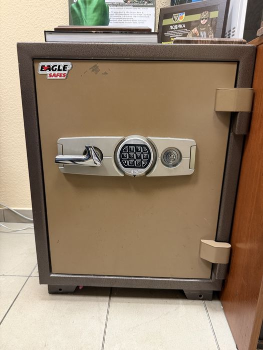 Сейф Eagle safes
