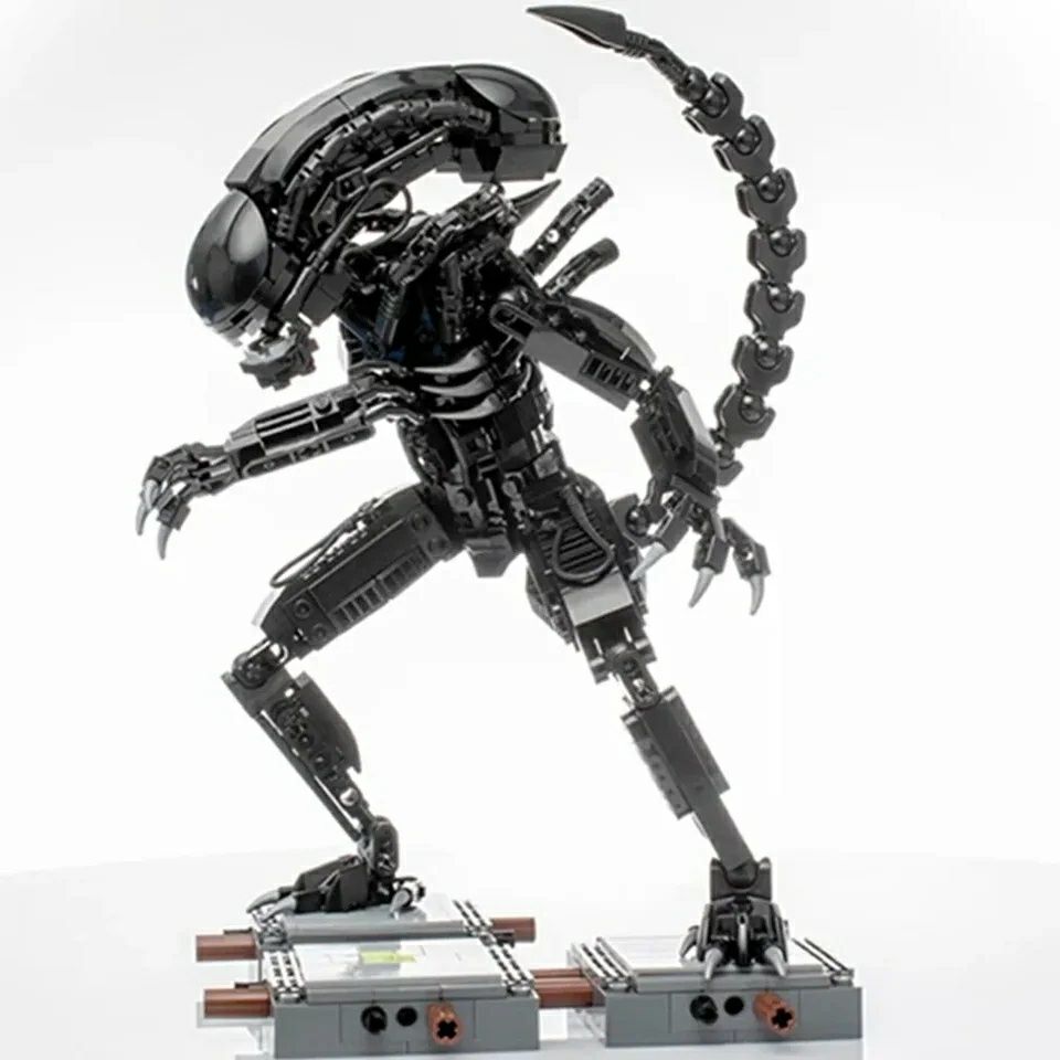 Alien Xenomorph Lego MOC