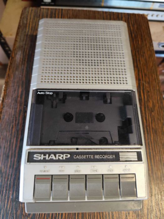 Gravador leitor de cassetes Sharp Clássico