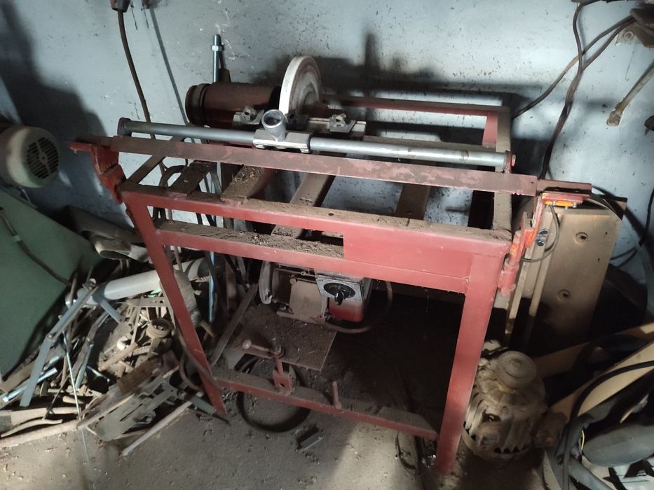 Szlifierka stołowa z prowadnica do noży