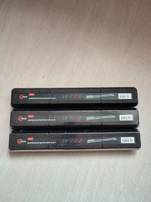 Динамометрический ключ 1/2 переходник 1/2 ×3/8 INTERTOOL XT- 9007