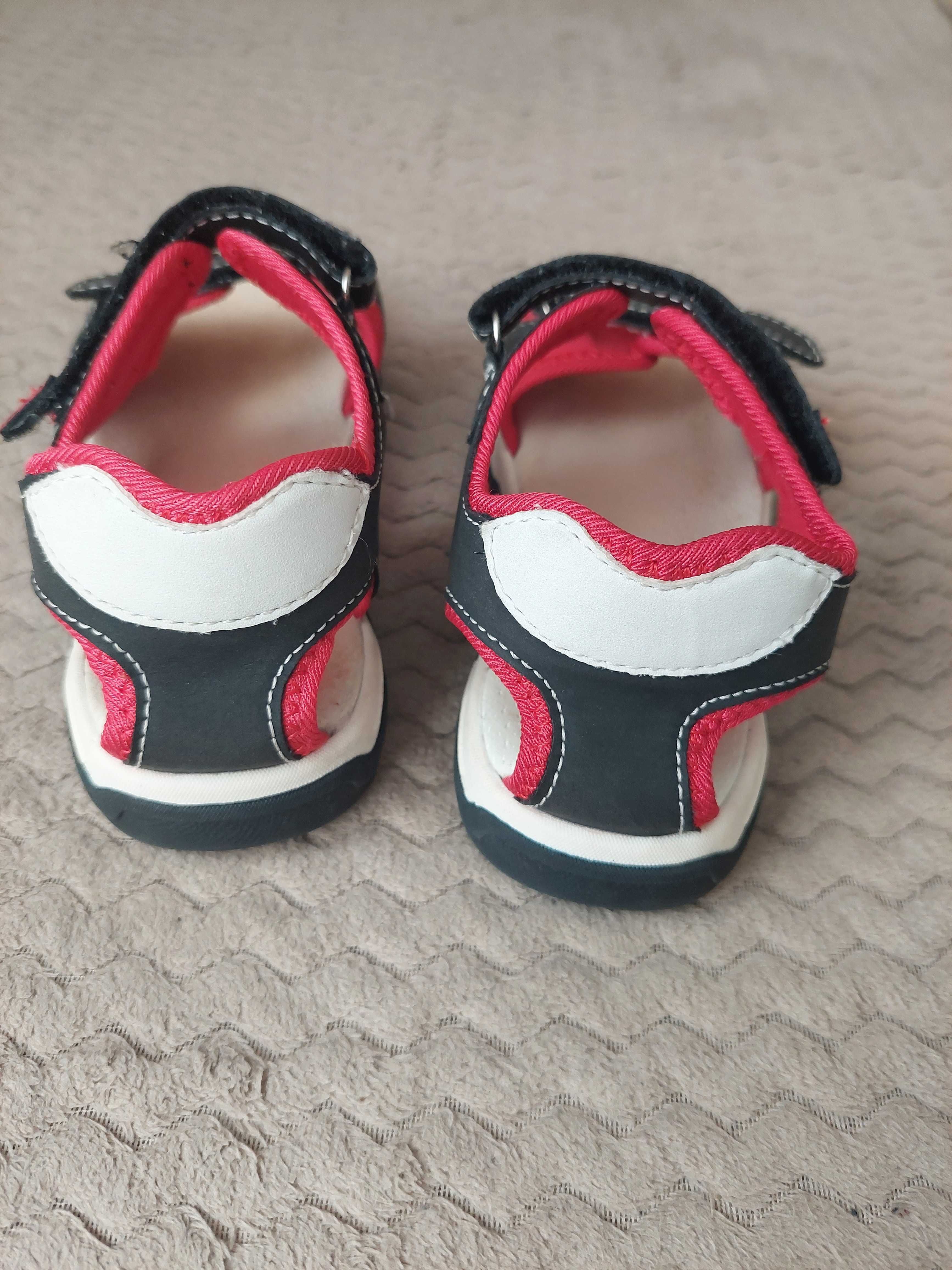 buty na lato na paskach sandały dla chłopca rozmiar 30