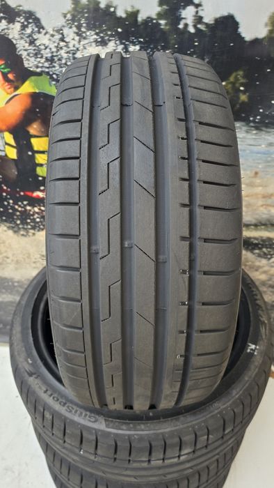 E24 4 x 225/40R18 Giti GitiSport S2 92Y XL opony letnie demo Sparco
