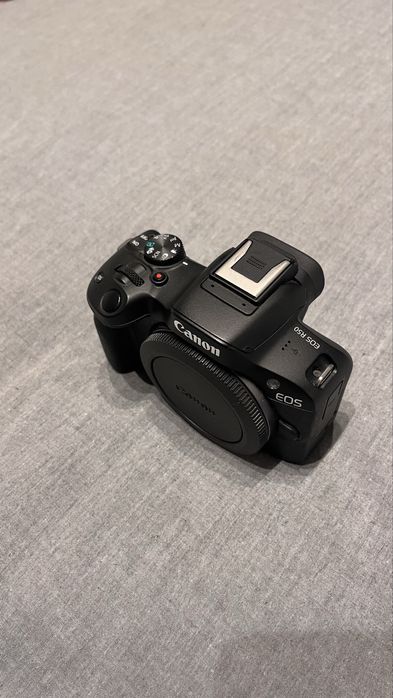 Canon R50 + 2 Lentes (18-45, 55-210) Como Nova