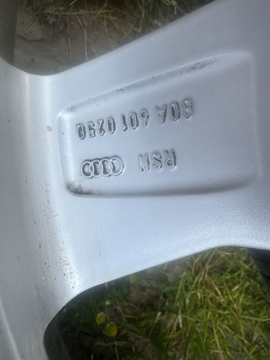 Диски audi q5,18 дюймів,80a601025Q