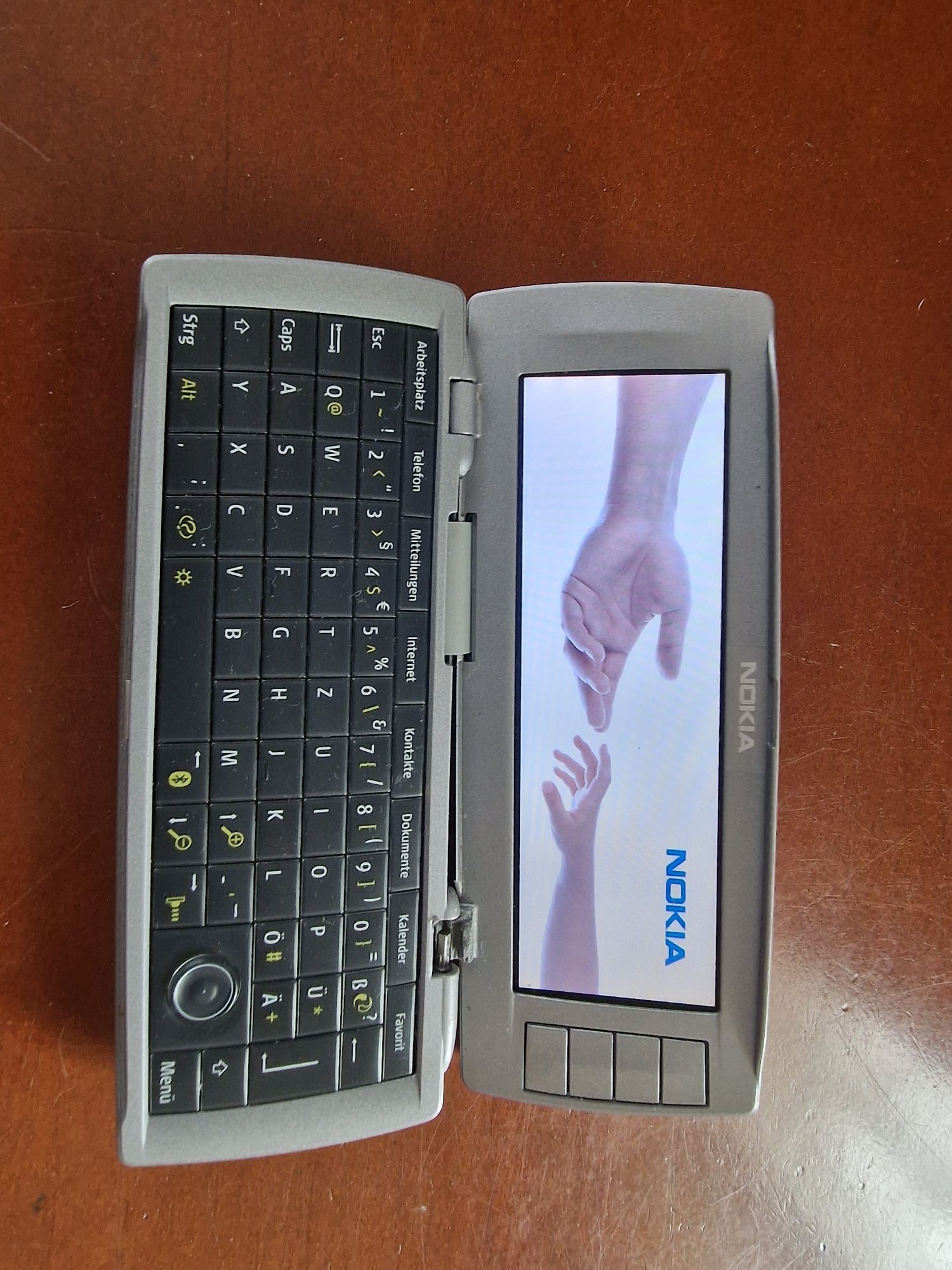 Nokia 9500 urwany zawias unikat