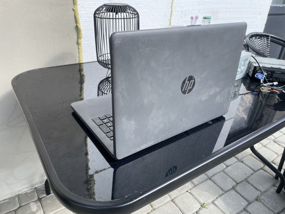 Laptop hp 255 G6