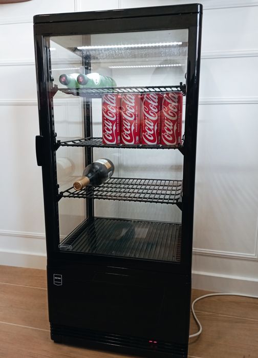 Vitrine refrigerada 78L – pouco uso, quase nova