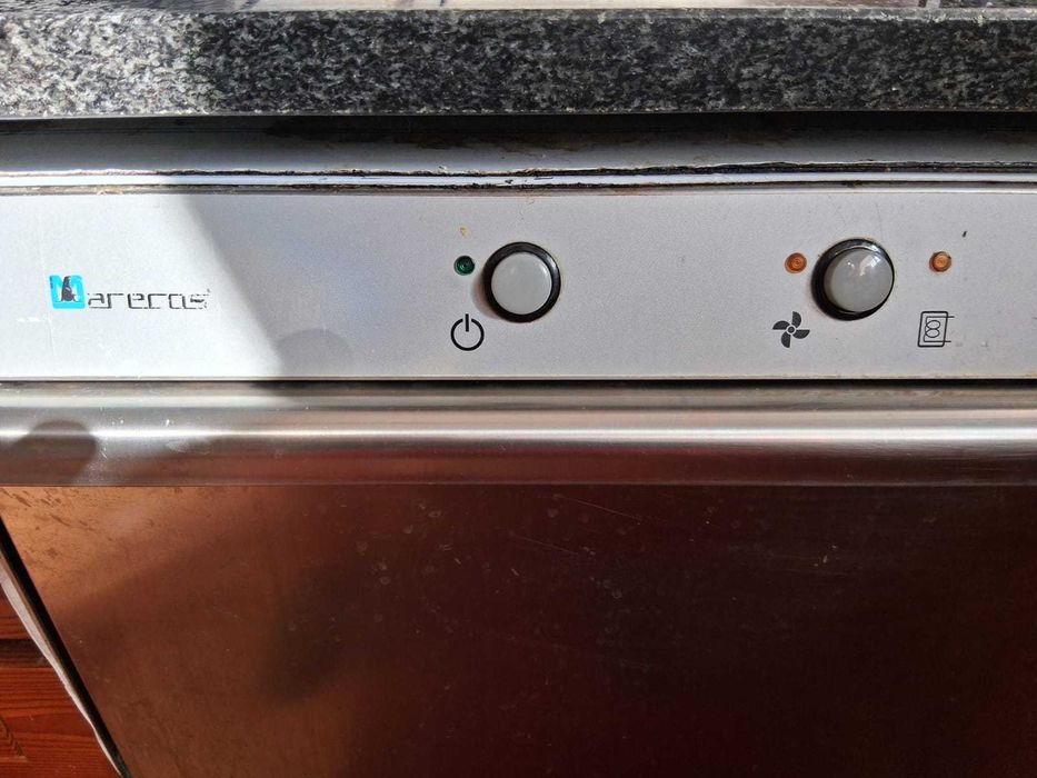 Máquina Lavar Profissional Cozinha - Copos, Talheres e loiça simples