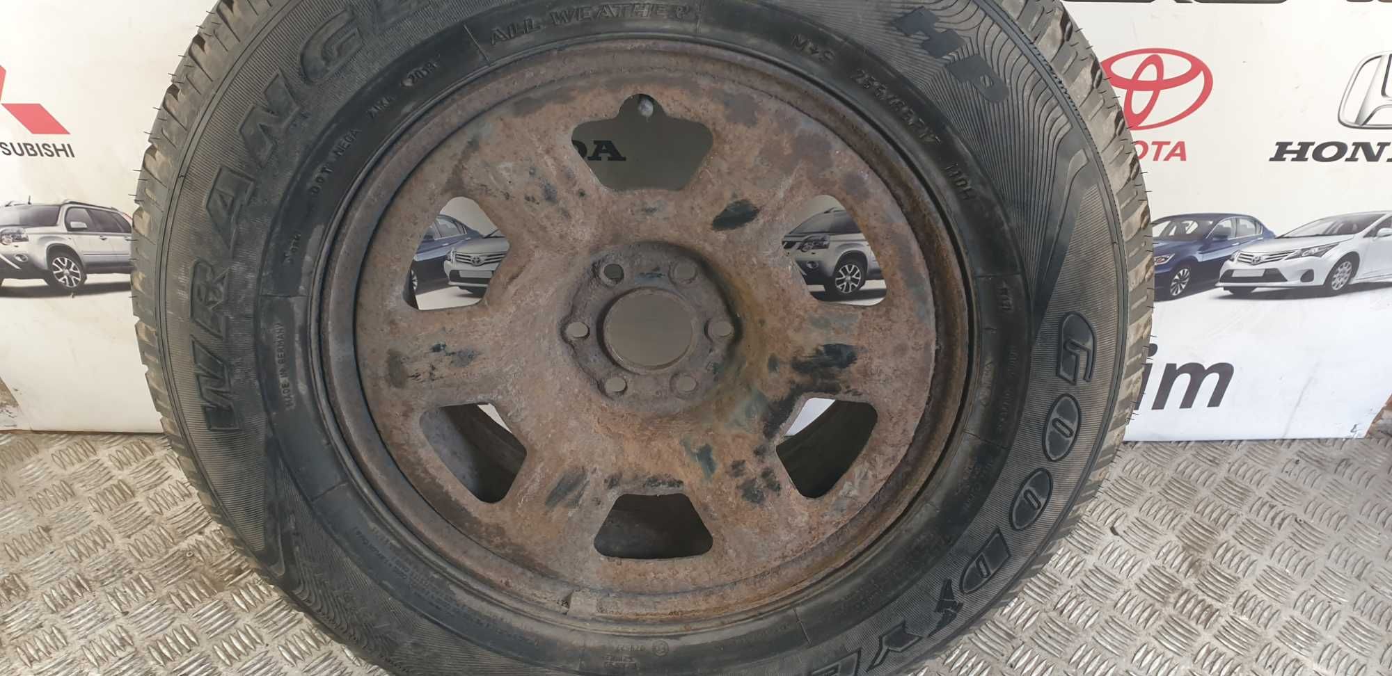 Диск запаска Nissan Navara r17 6x114.3 7jx17