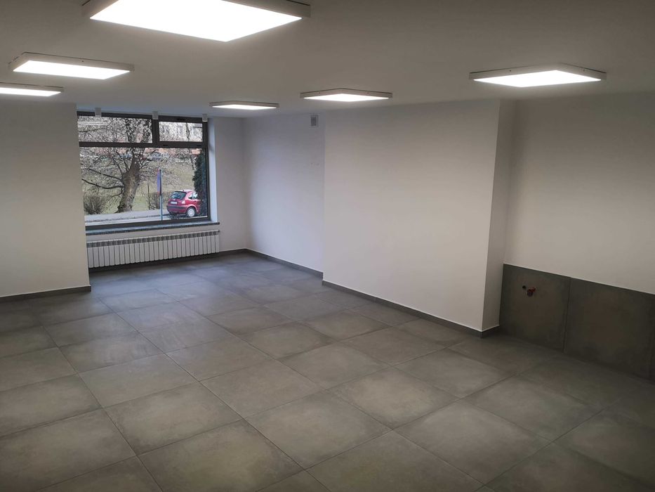Do wynajęcia lokal  na parterze w ścisłym centrum