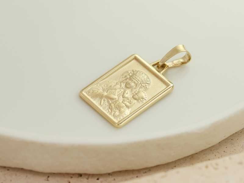 Nowy Medalik złoty z Matką Boską Częstochowską duży prostokątny PR 585