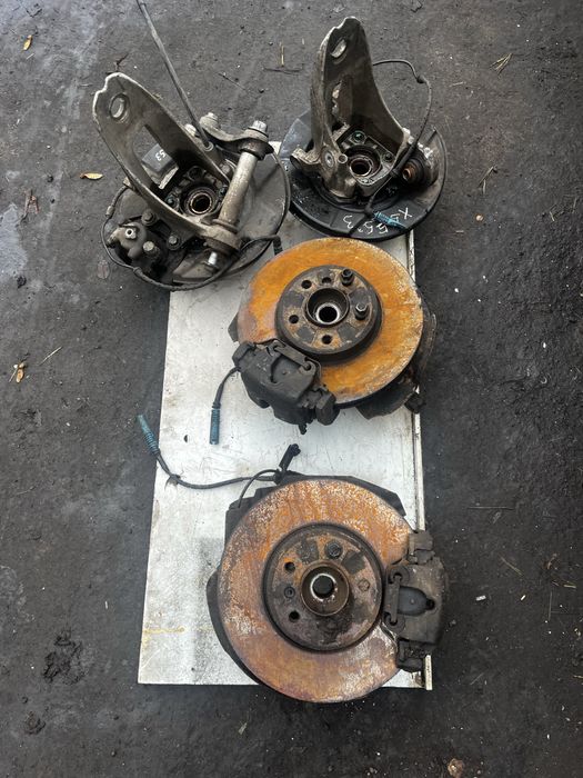 Ступиця бмв е53, цапфа бмв х5е53