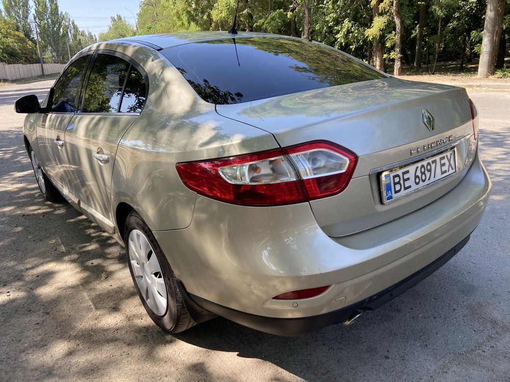 Продам RENAULT гарний стан (АКПП,ГБО,2010р.)