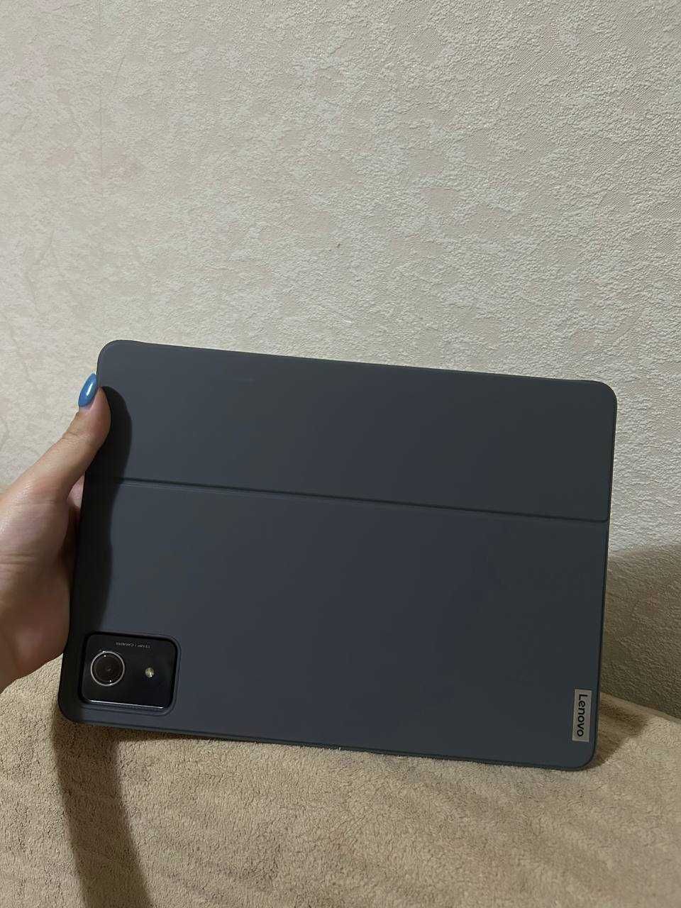 Планшет Lenovo Tab K11 8/128 WiFi (ZADL0071UA) Luna Grey + KB & Pen
