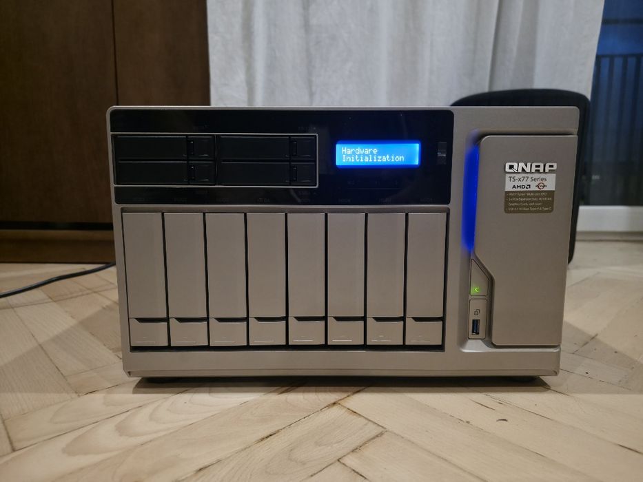 Serwer NAS QNAP TS 1277 + dodatki (Ryzen 7 2700, WiFi)