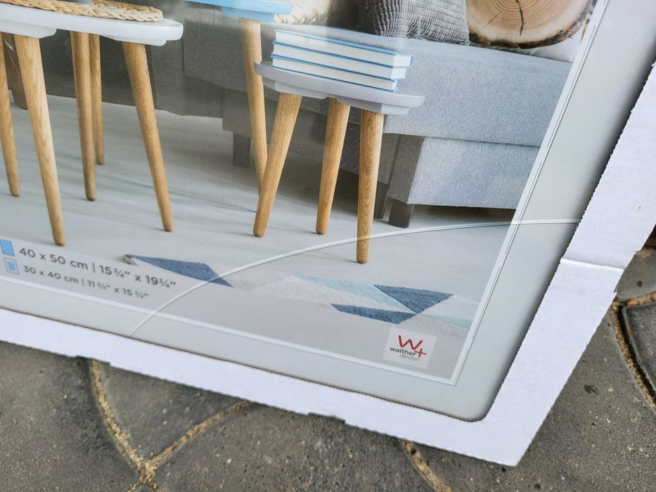 Obraz 50x40 w szkle do powieszenia na ścianie z uchwytami cienki nowy
