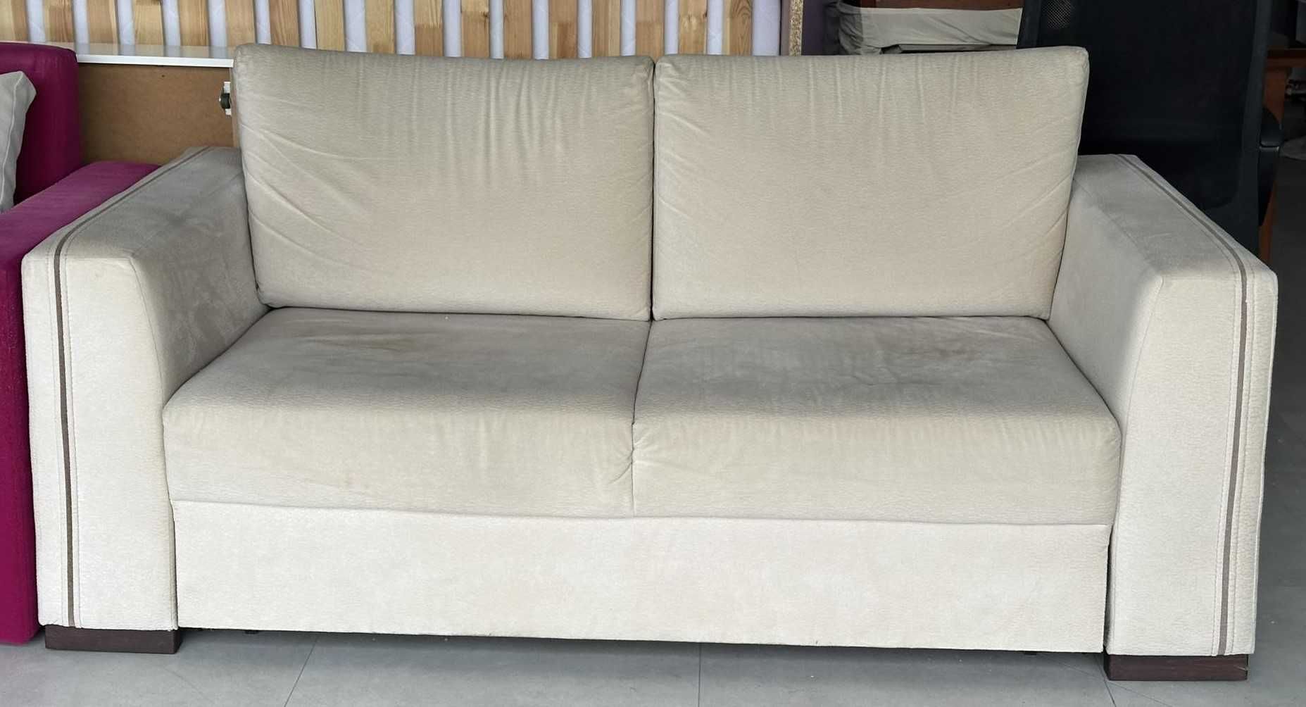 Trzyosobowa kanapa sofa rozkładana z funkcją spania