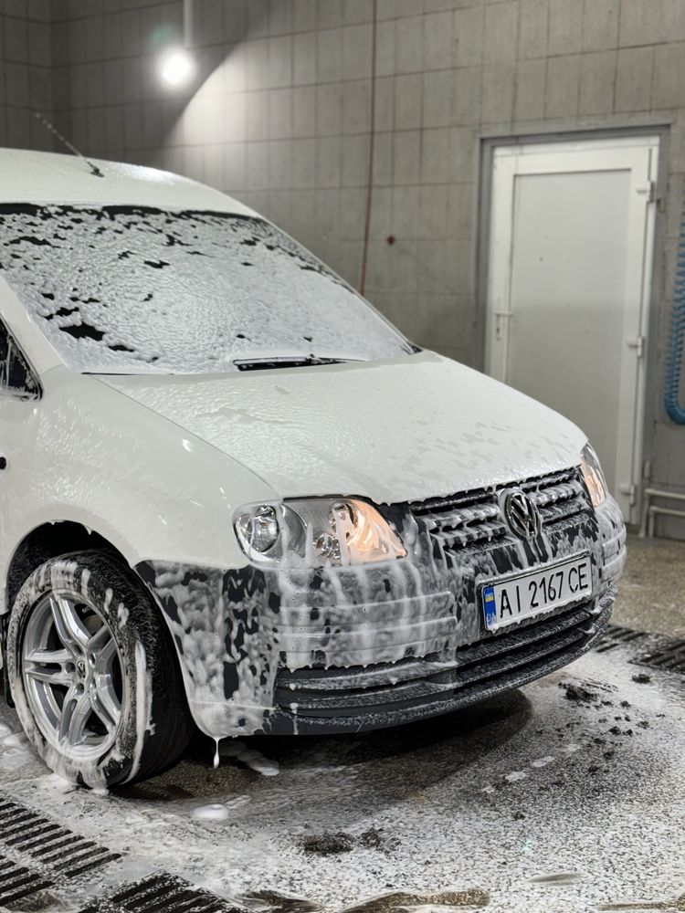 Volkswagen Caddy 2006.