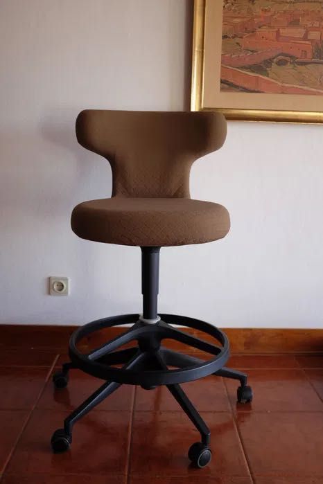 Vitra Pivot cadeira alta, Antonio Citterio, impecável, tecido castanho