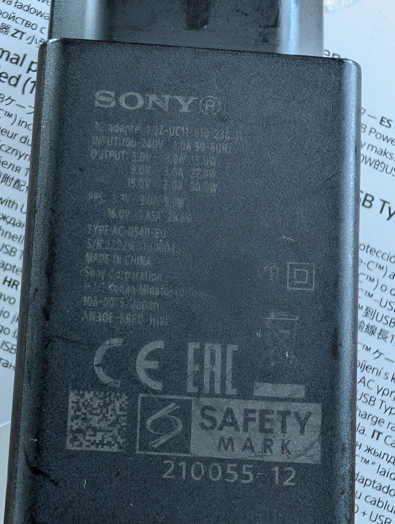 Oryginalna szybka ładowarka sieciowa 30W Sony XQZ-UC1 USB-C