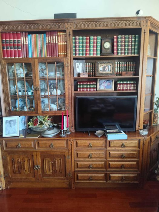 Armário de sala de jantar vintage
