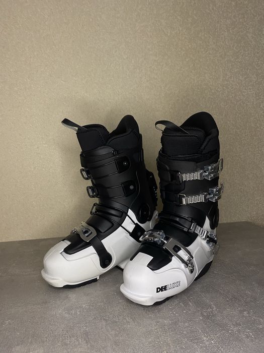 Ботинки для сноуборда DEELUXE Track 325 — размер M 25.0 / US 7