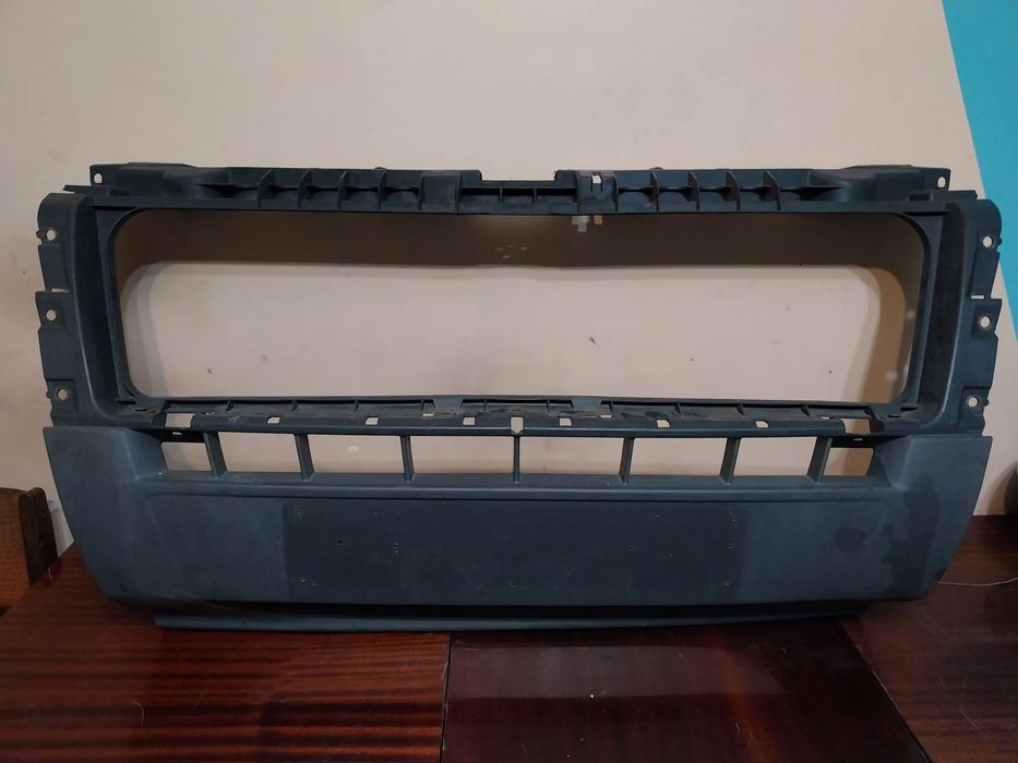 Zderzak przedni środkowy Fiat Ducato 06-
