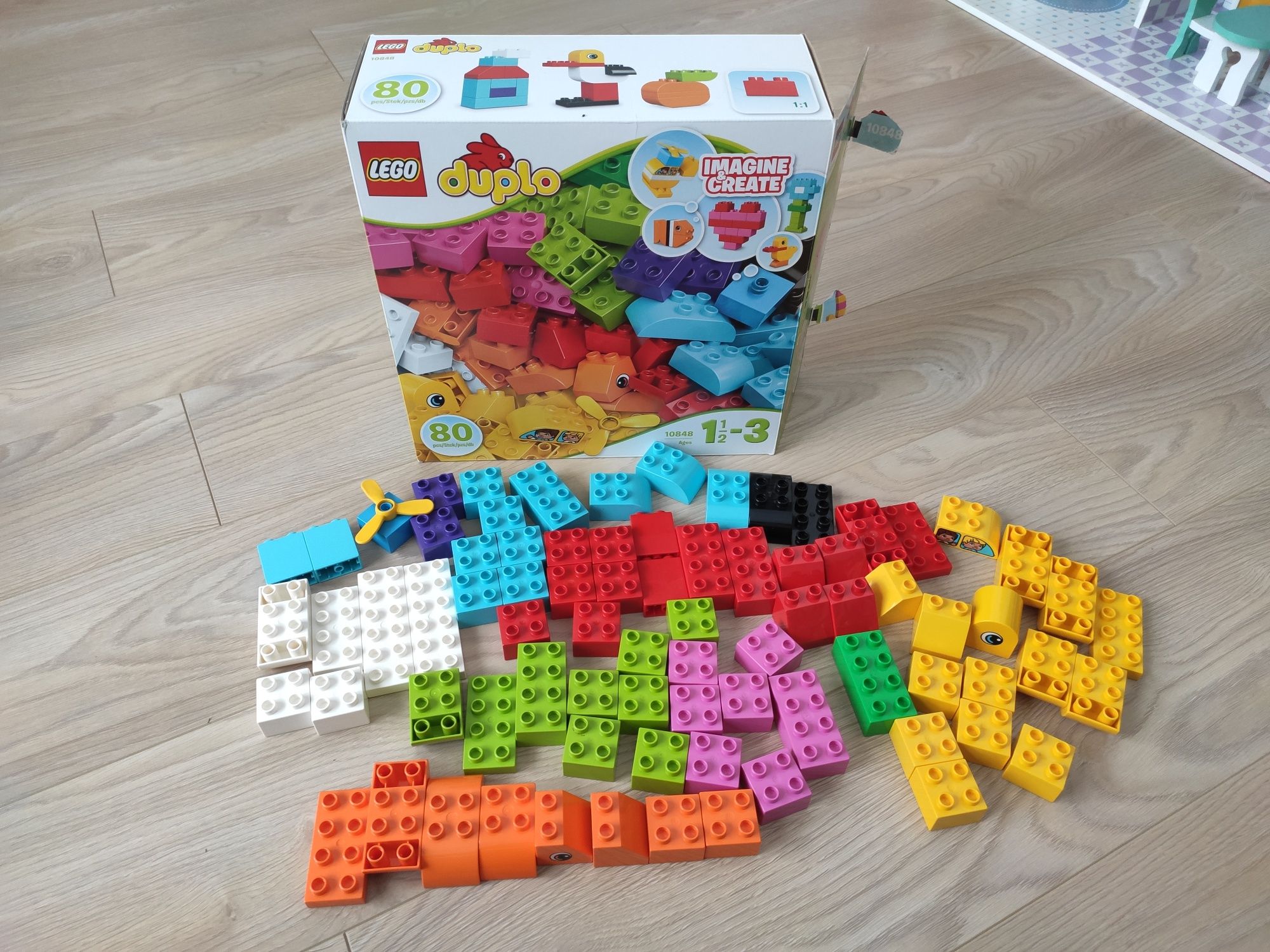 LEGO Duplo 6 zestawów plus duża płytka