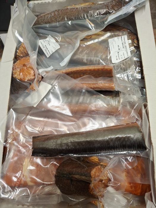 Węgorz - Wędzony dymem, Mały rodzinny zakład, dostawa lu