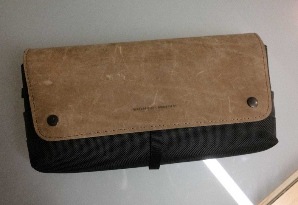 Asus ROG Ally Z1 Extreme + Dysk 2TB + dbrand Killswitch + WaterField