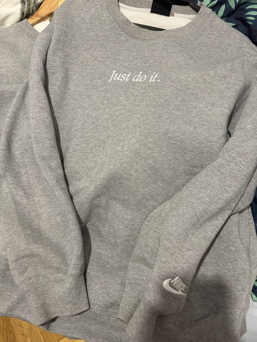 Szara bluza Nike