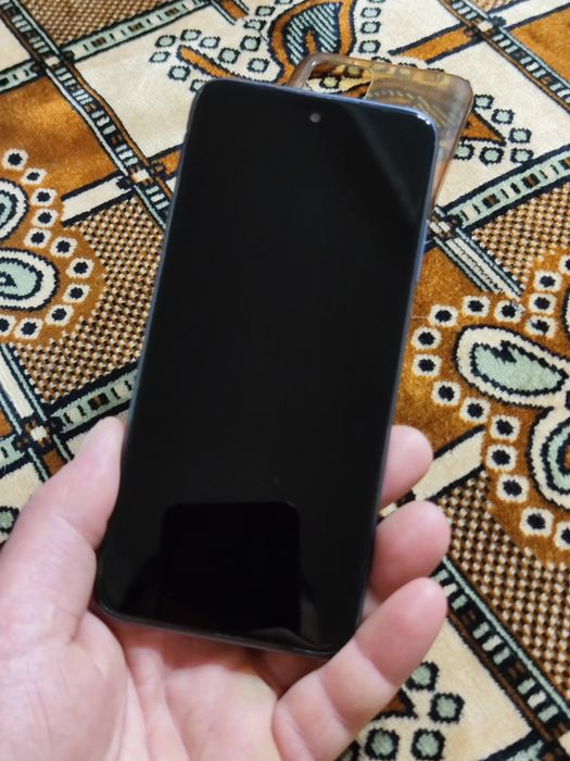 Xiaomi Redmi 10 .