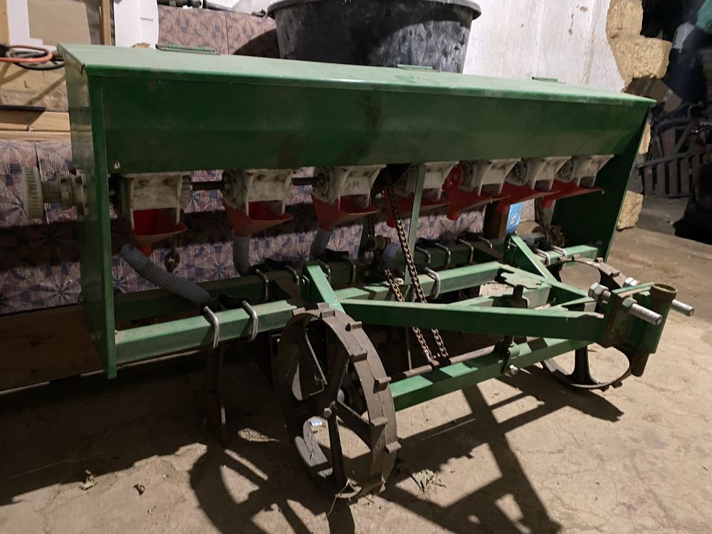 Продам сіялку в хорошому стані